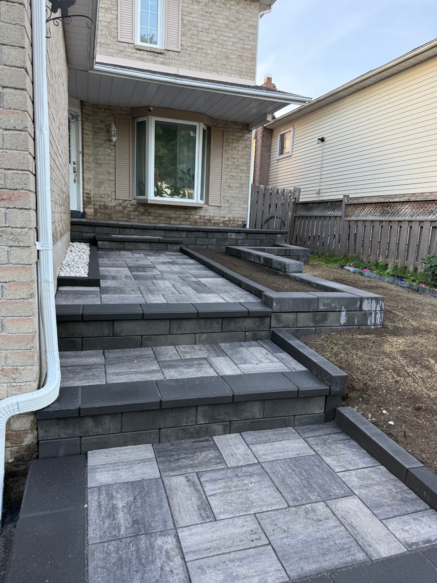 Interlock steps & retaining wall